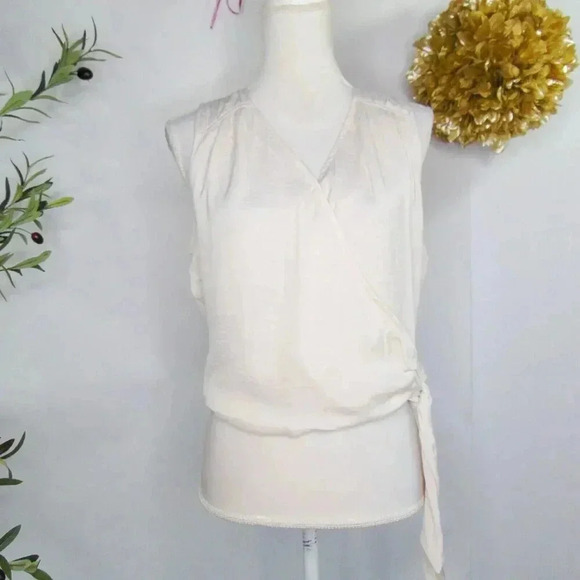 Rachel Zoe Tops - Rachel Zoe Women's Sleeveless Wrap Top - Size M - Cream